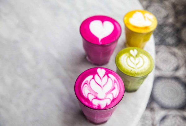 Quels sont les bienfaits d'une alimentation riche en antioxydants pour les patients atteints de vitiligo?